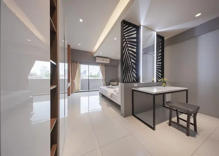 At 115 By Rompo Mansion Bangkok